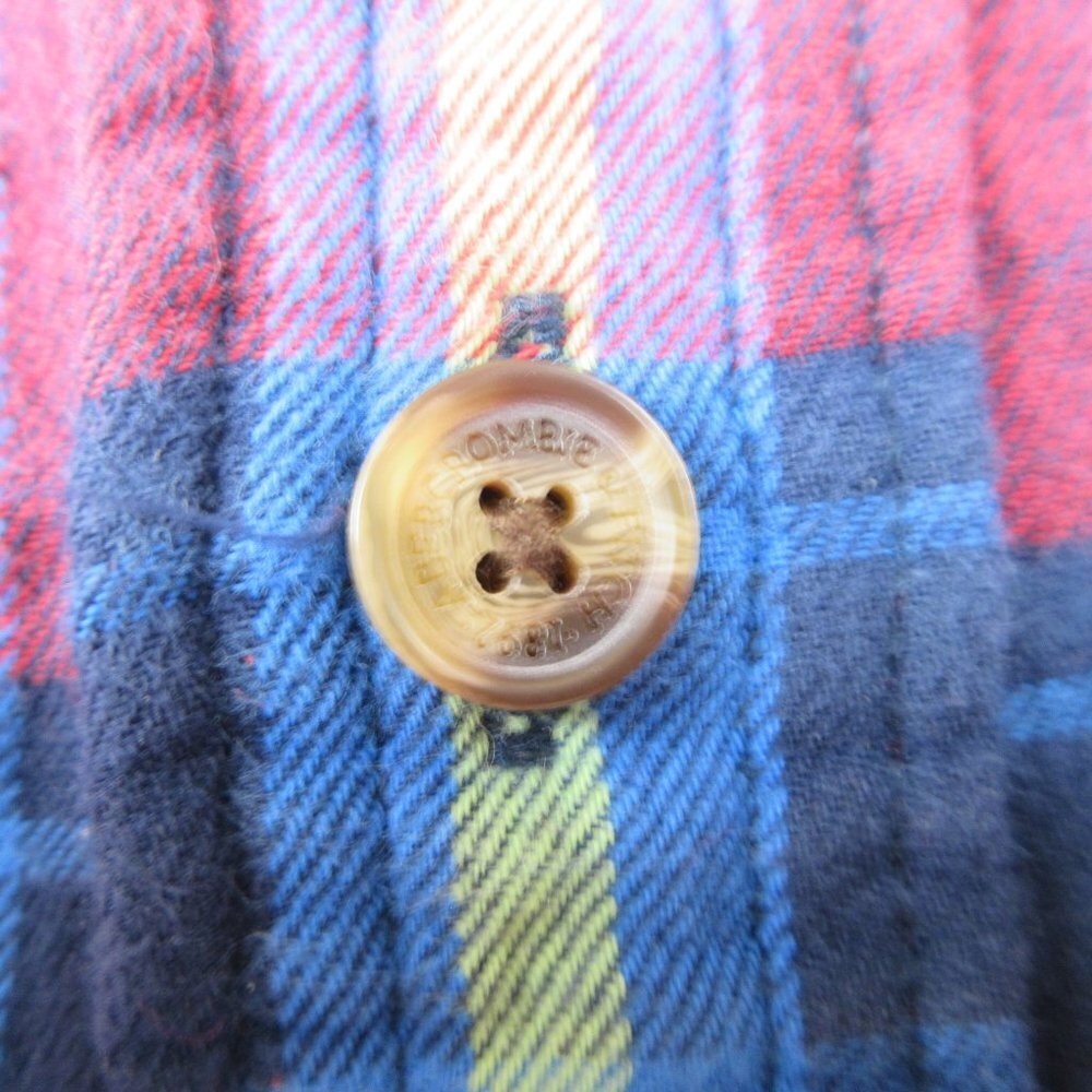 Abercrombie & Fitch Red Flannel Plaid Jacket Size M Buttoned Muscle Jacket - Picture 3 of 14